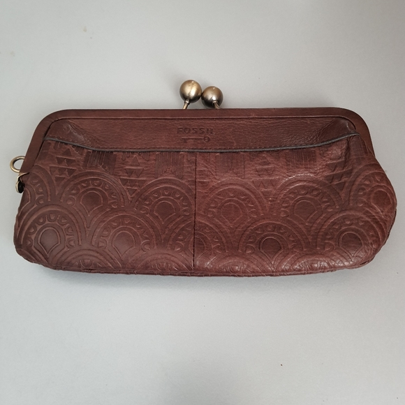 Fossil Handbags - Fossil Kisslock Leather clutch